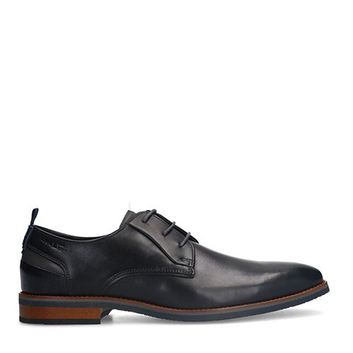 Schwarze Lederschnürschuhe