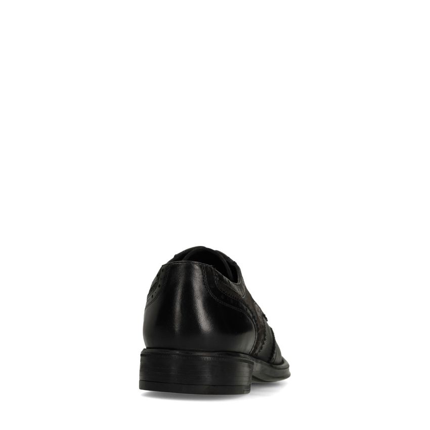 Zwarte leren veterschoenen