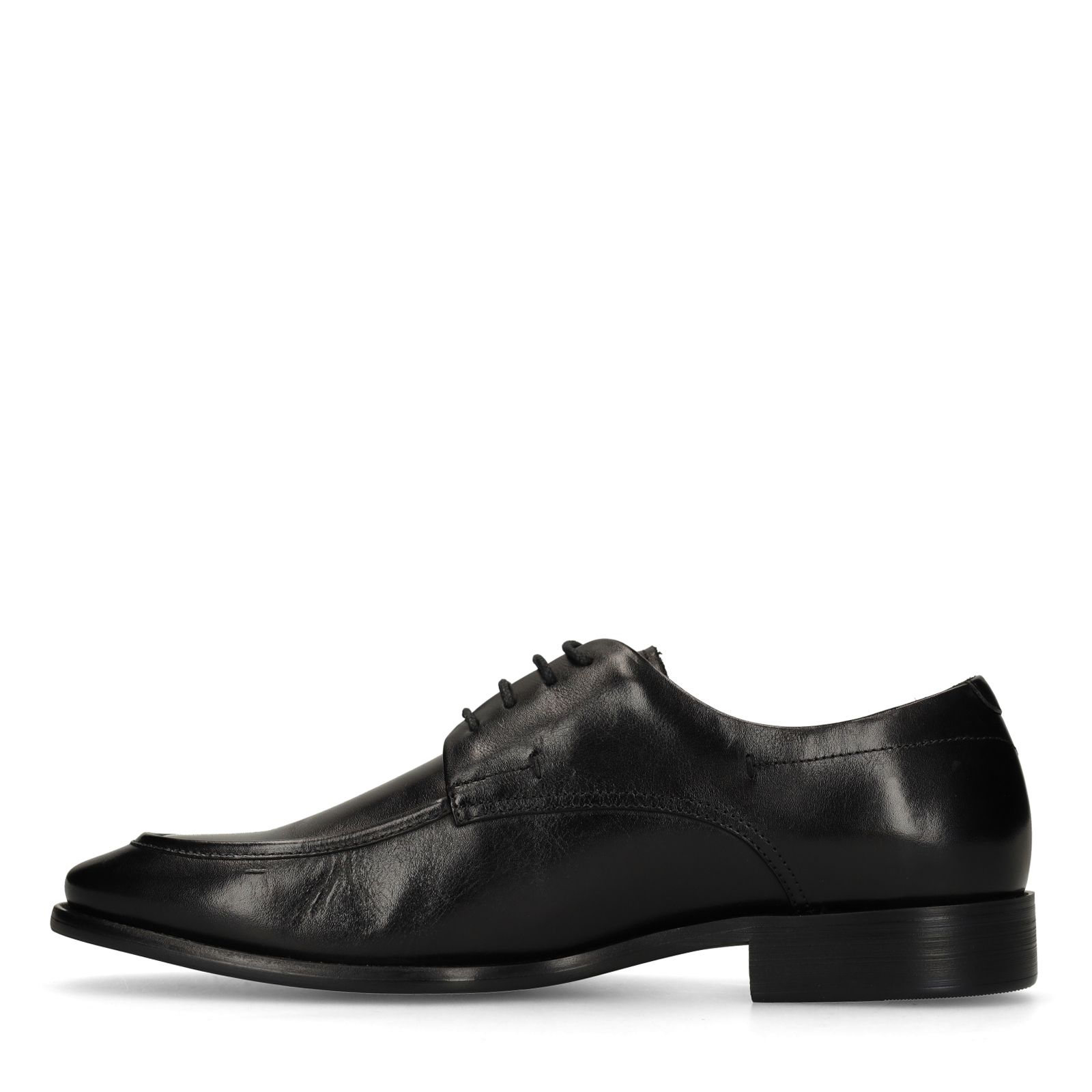 Schwarze Lederschnürschuhe