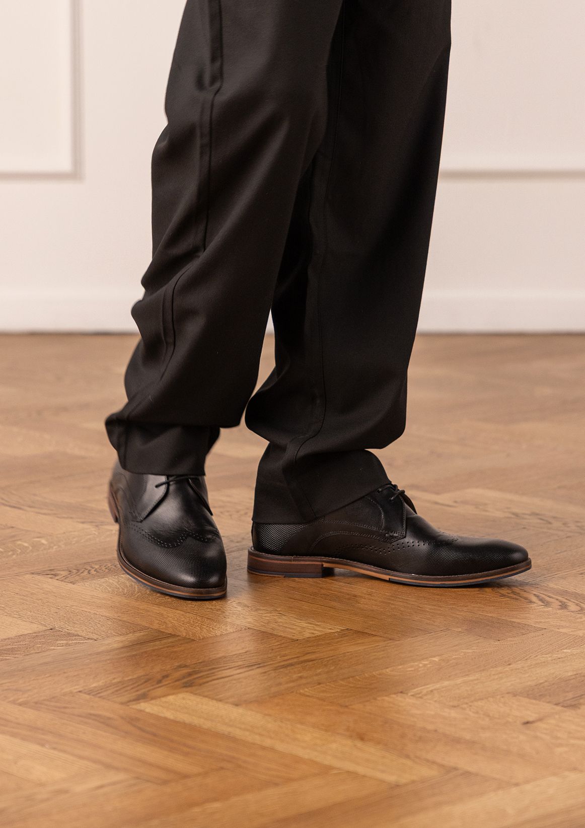 Zwarte leren veterschoenen