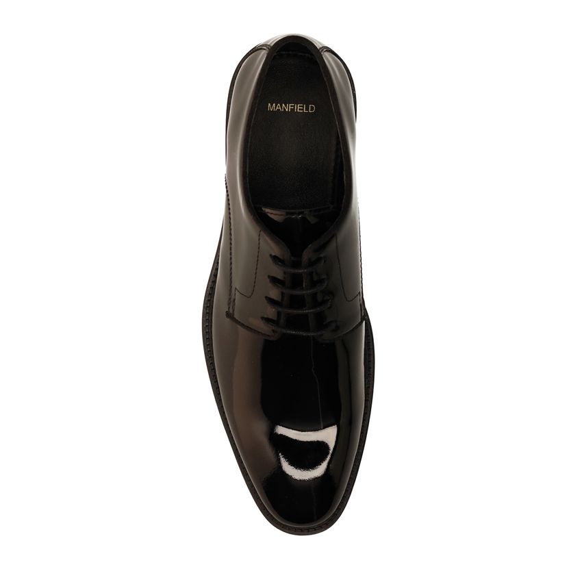 Zwarte lakleren veterschoenen