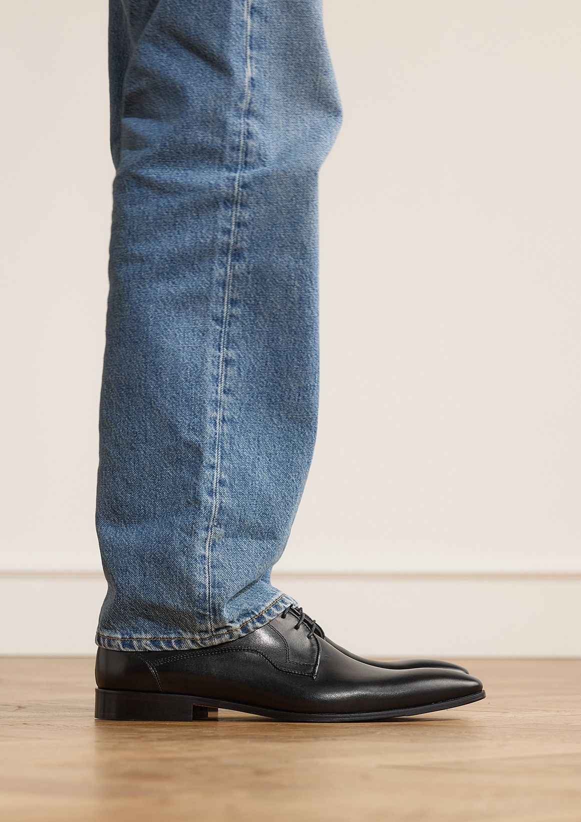Zwarte leren veterschoenen