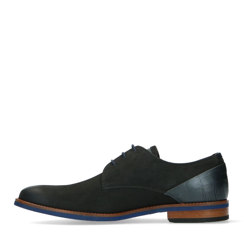 Zwarte nubuck veterschoenen