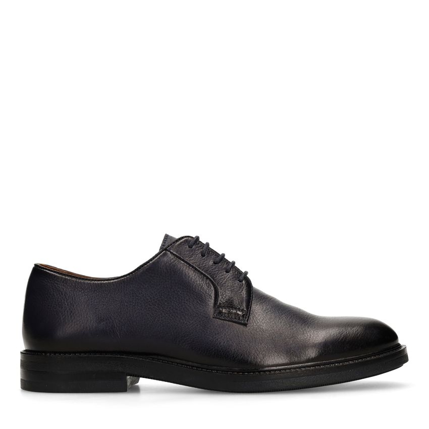 Donkerblauwe leren veterschoenen