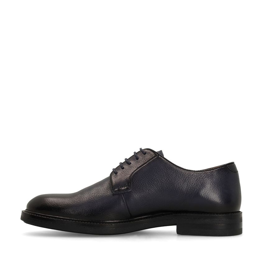 Schwarze Lederschnürschuhe