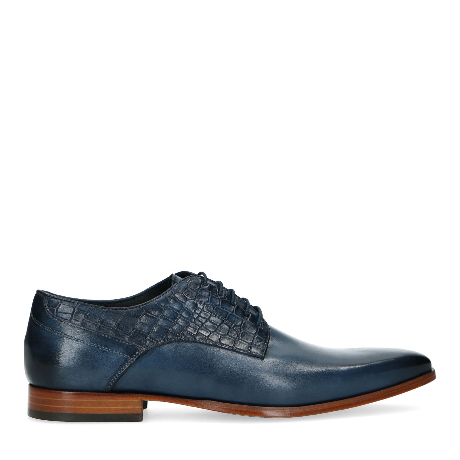 Donkerblauwe leren veterschoenen
