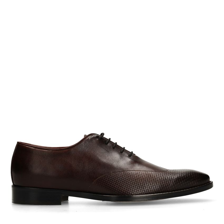 Bordeauxrote Lederschnürschuhe