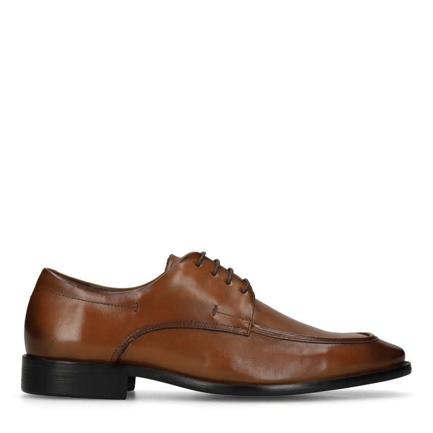 Cognac leren veterschoenen