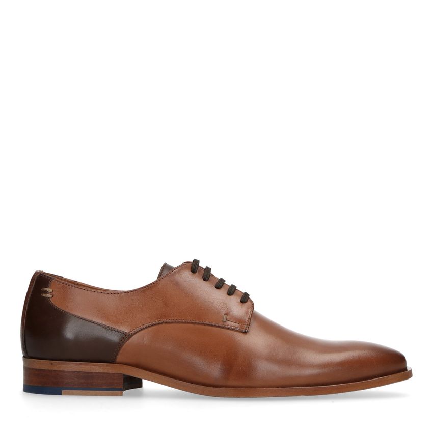 Cognac leren veterschoenen