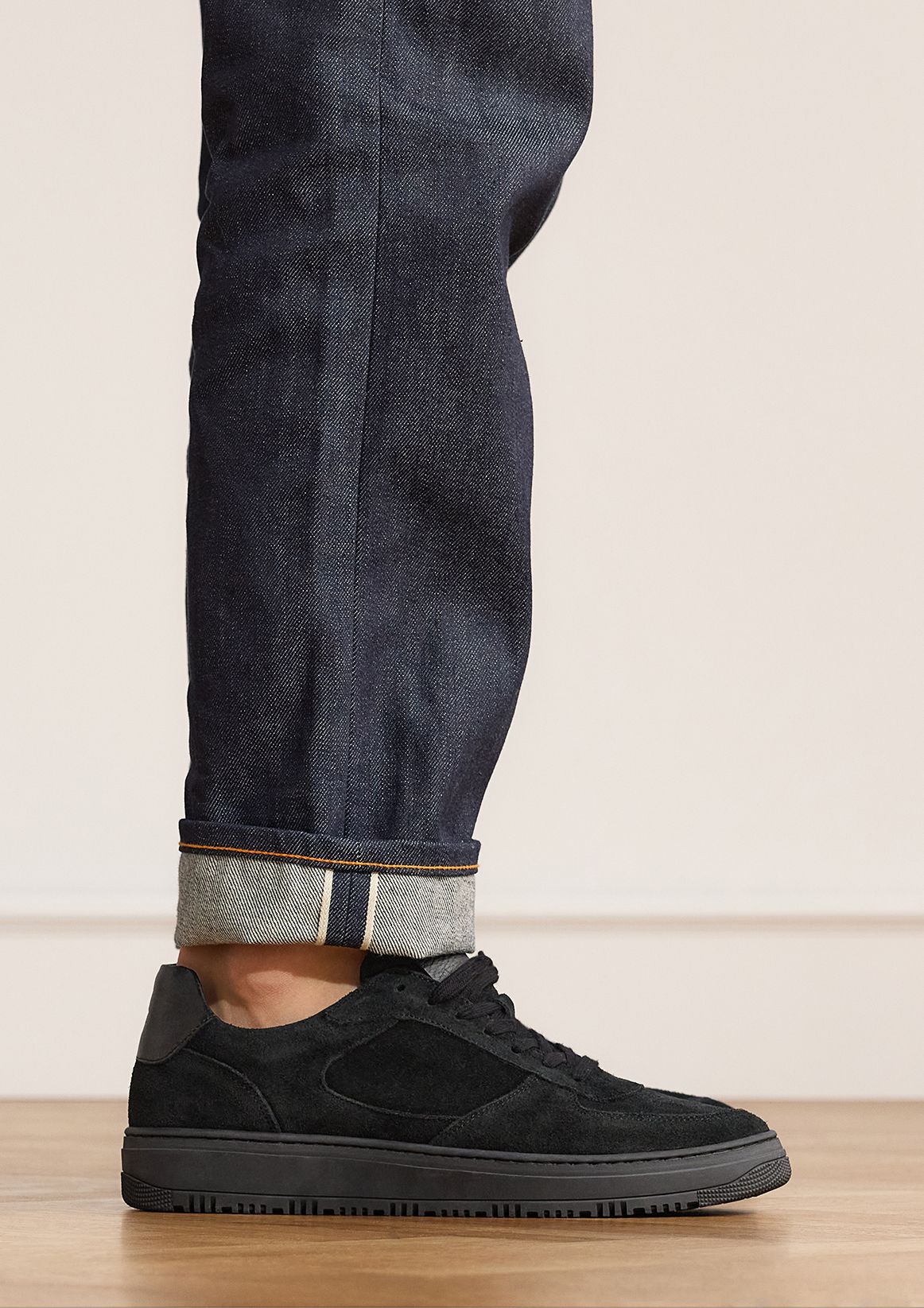 Zwarte suède sneakers