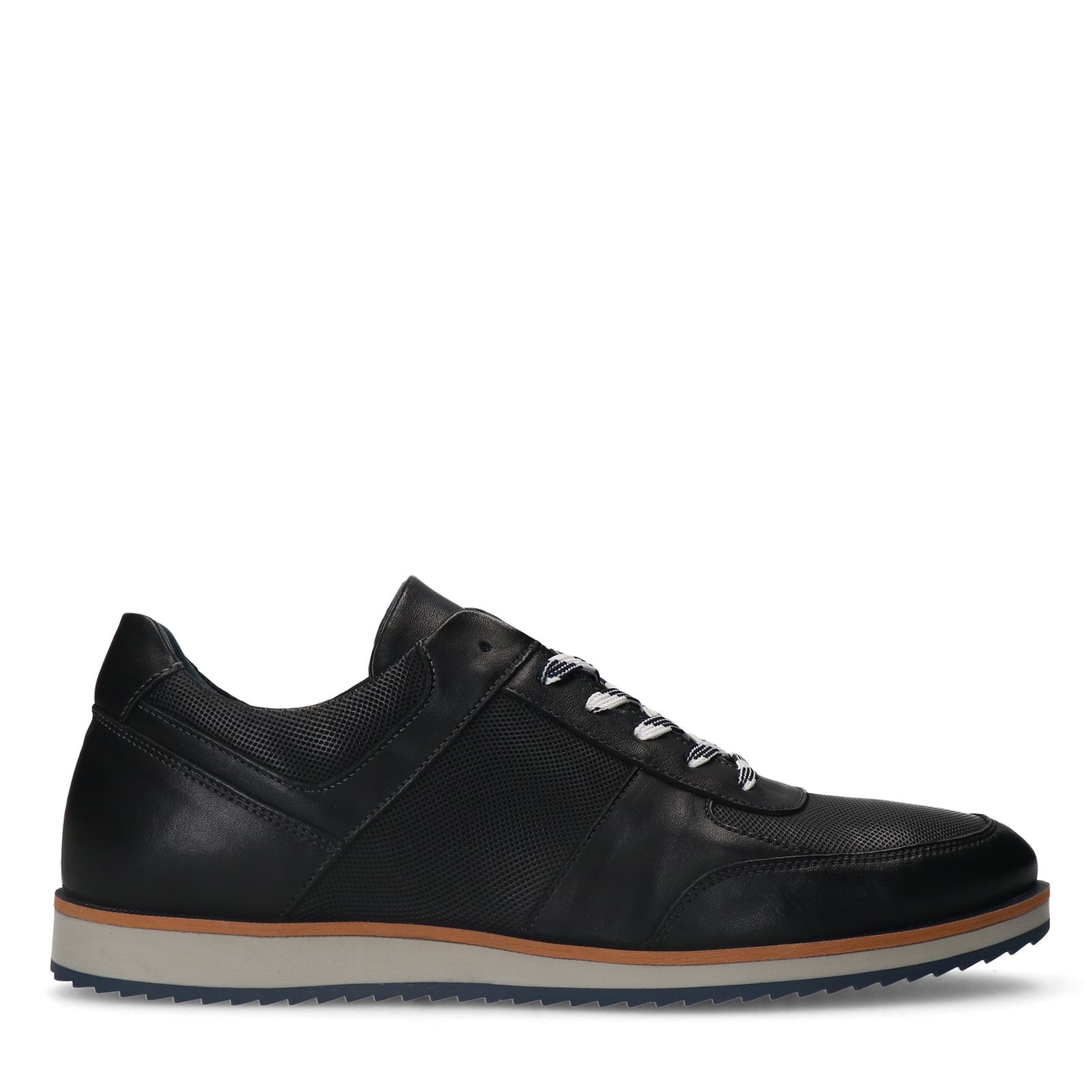 Zwarte leren sneakers