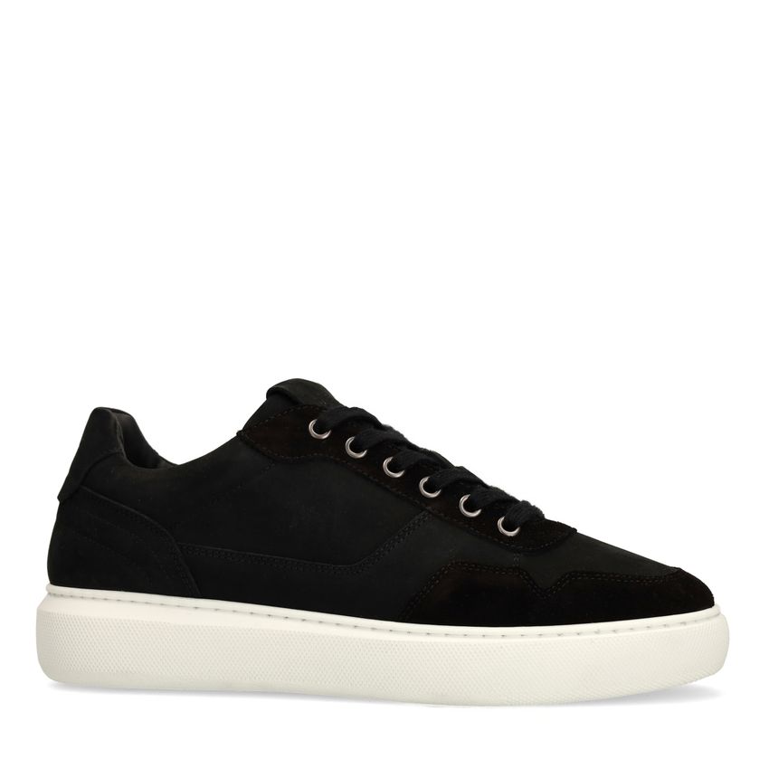 Zwarte suède sneakers