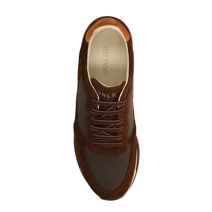 Braune Veloursleder-Sneaker