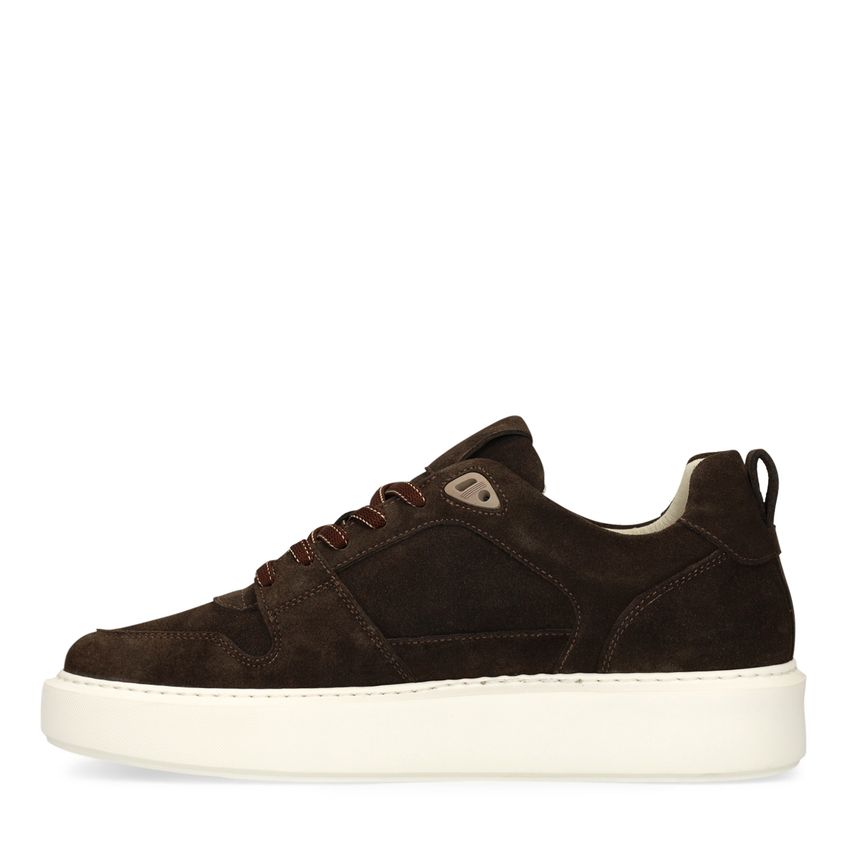 Braune Veloursleder-Sneaker
