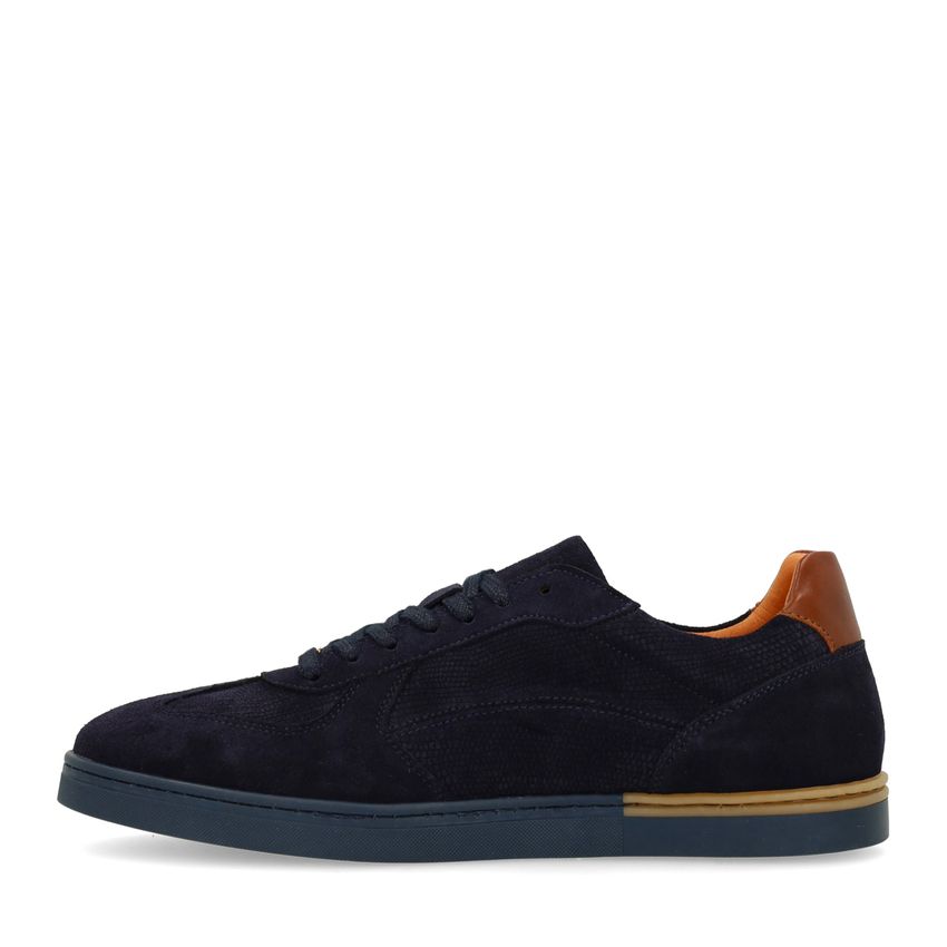 Navy suède sneakers