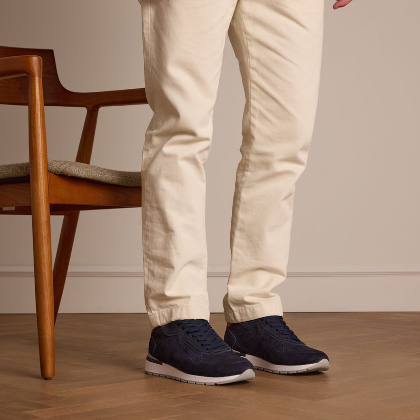 Donkerblauwe nubuck sneakers