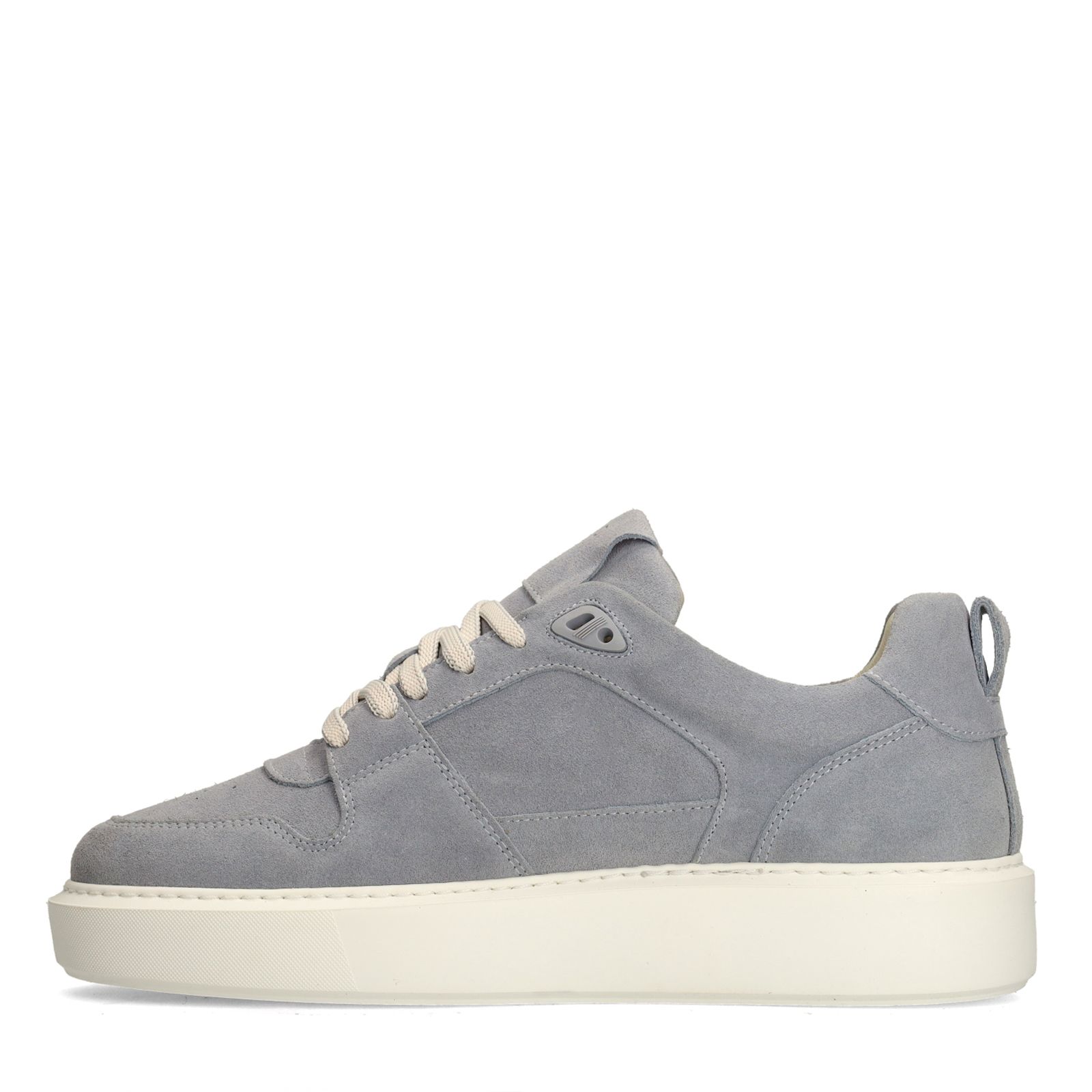 Lichtblauwe suède sneakers
