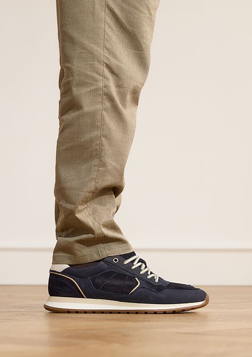 Donkerblauwe nubuck sneakers