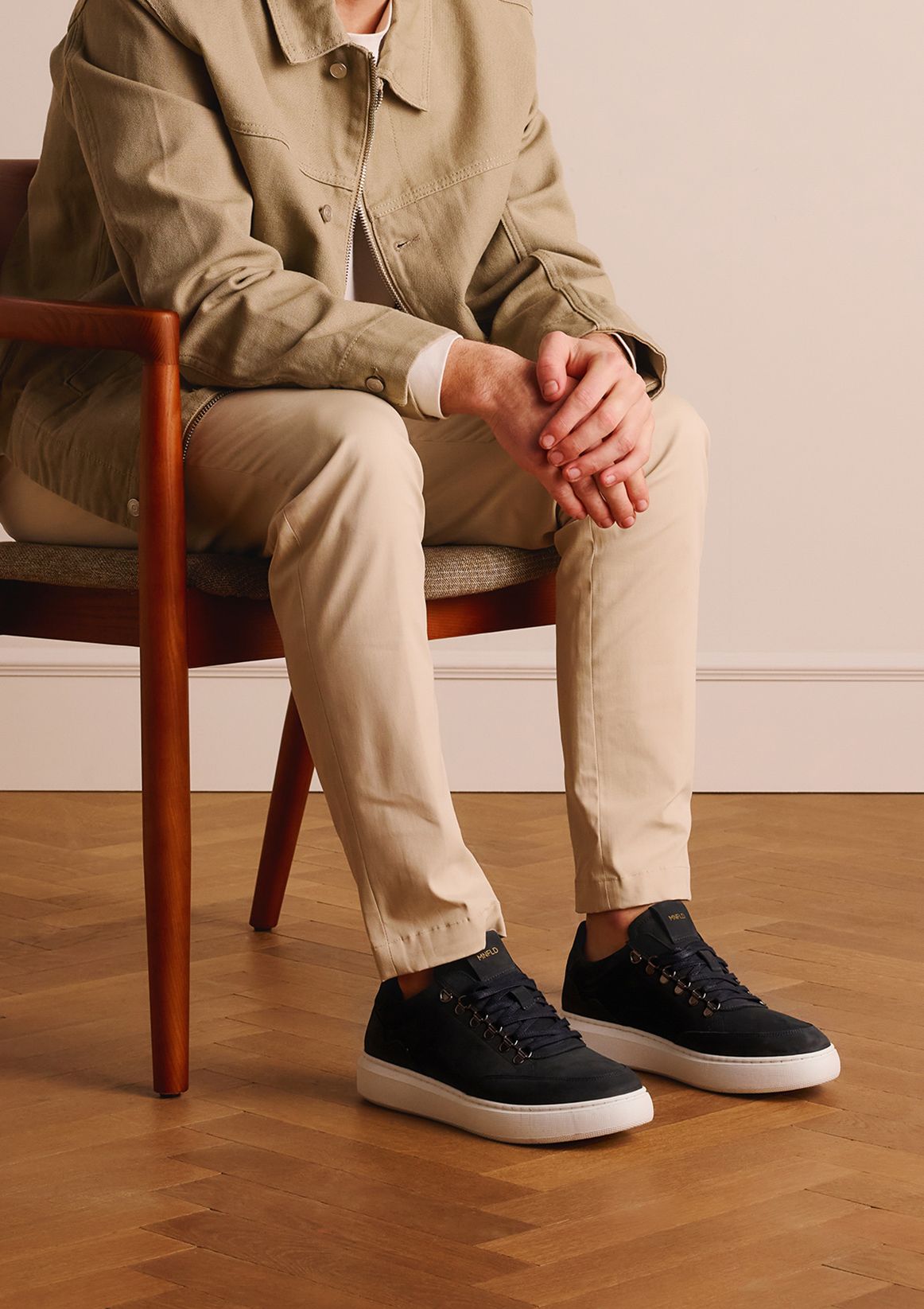 Donkerblauwe nubuck sneakers