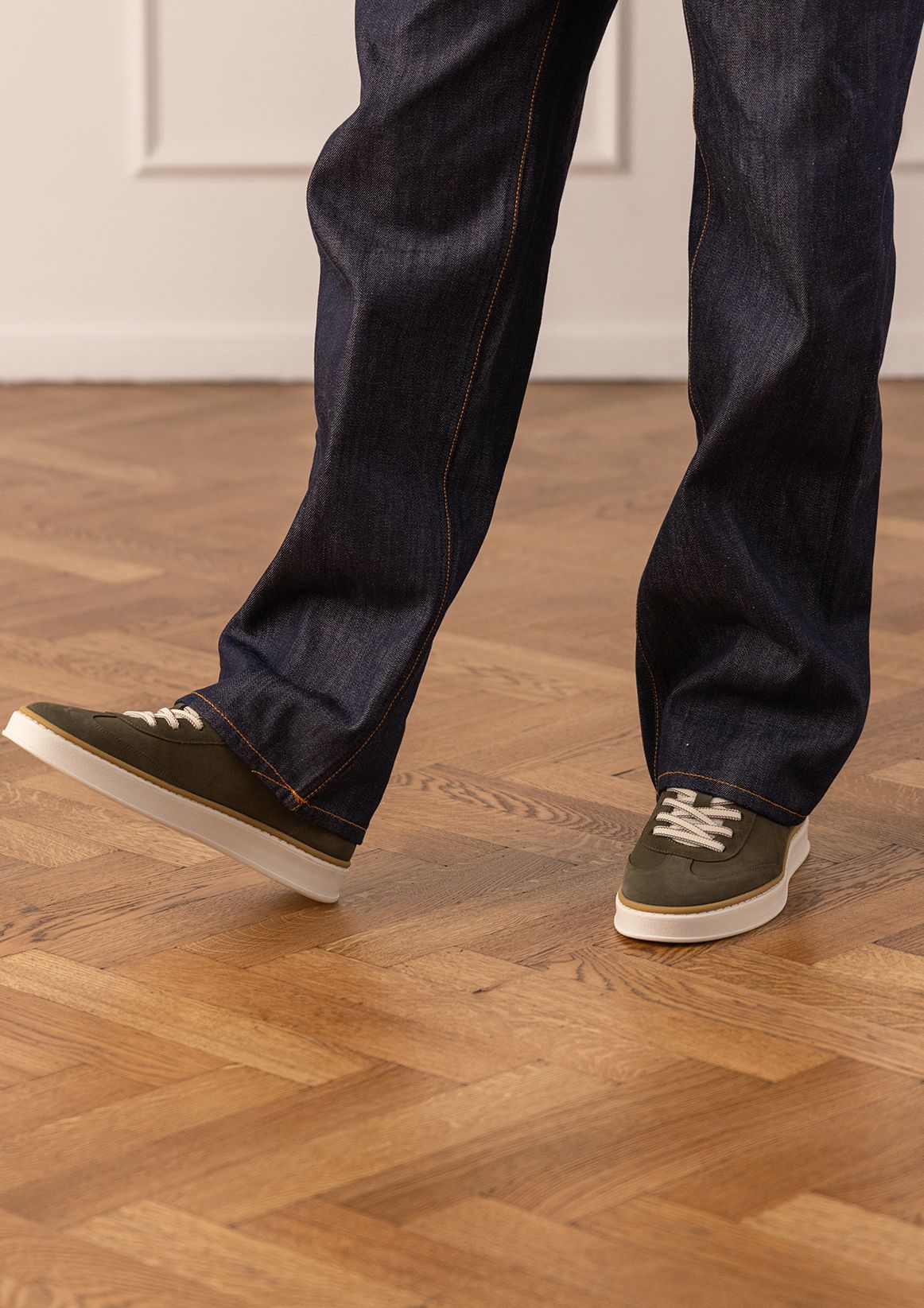 Groene suède sneakers
