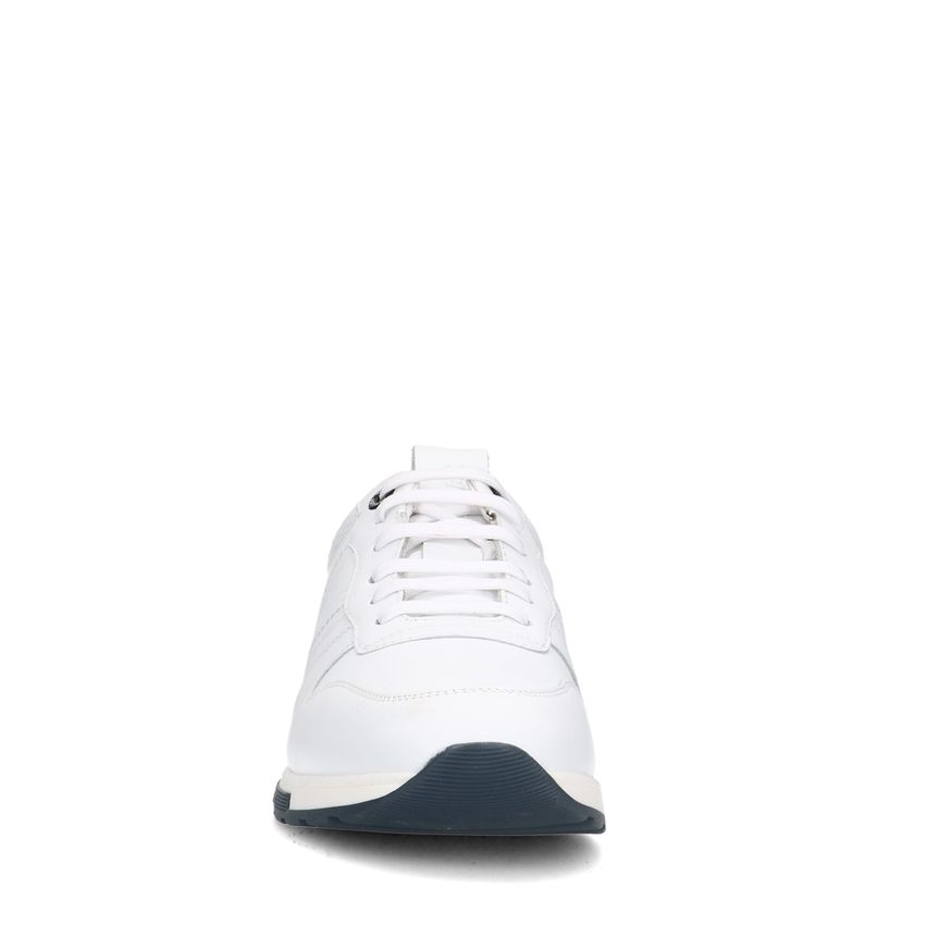 Witte leren sneakers