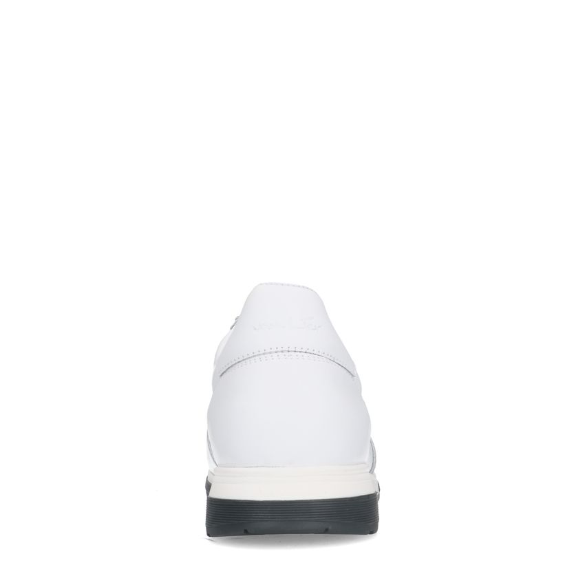 Witte leren sneakers