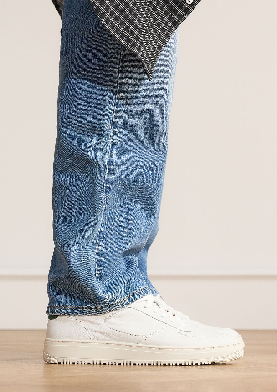 Witte leren sneakers