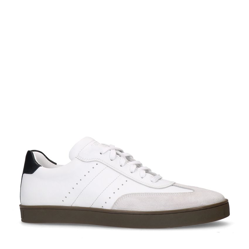 Witte leren sneaker