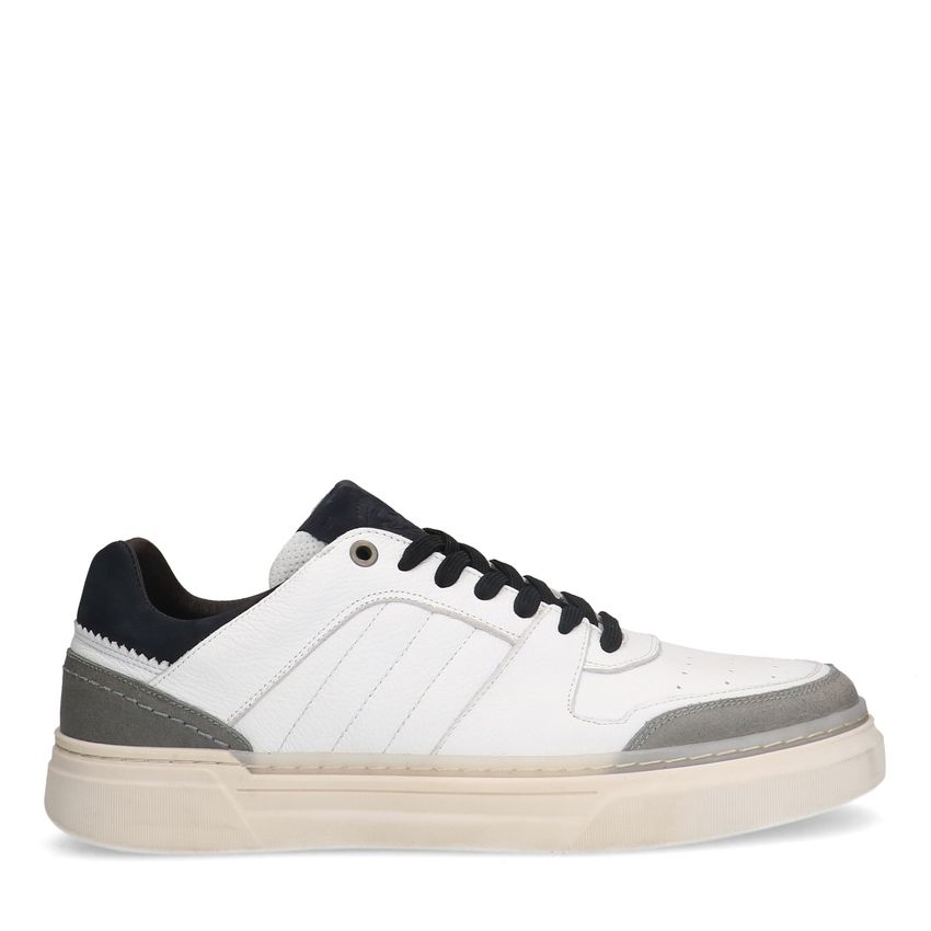 Witte leren sneakers met zwarte details