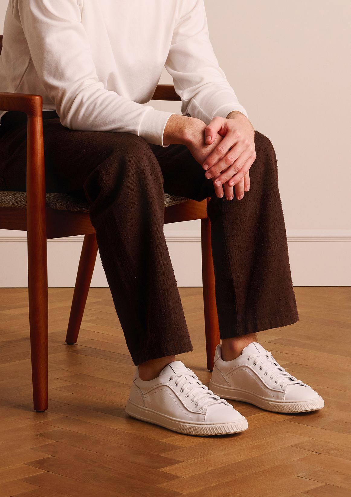 Witte leren sneakers