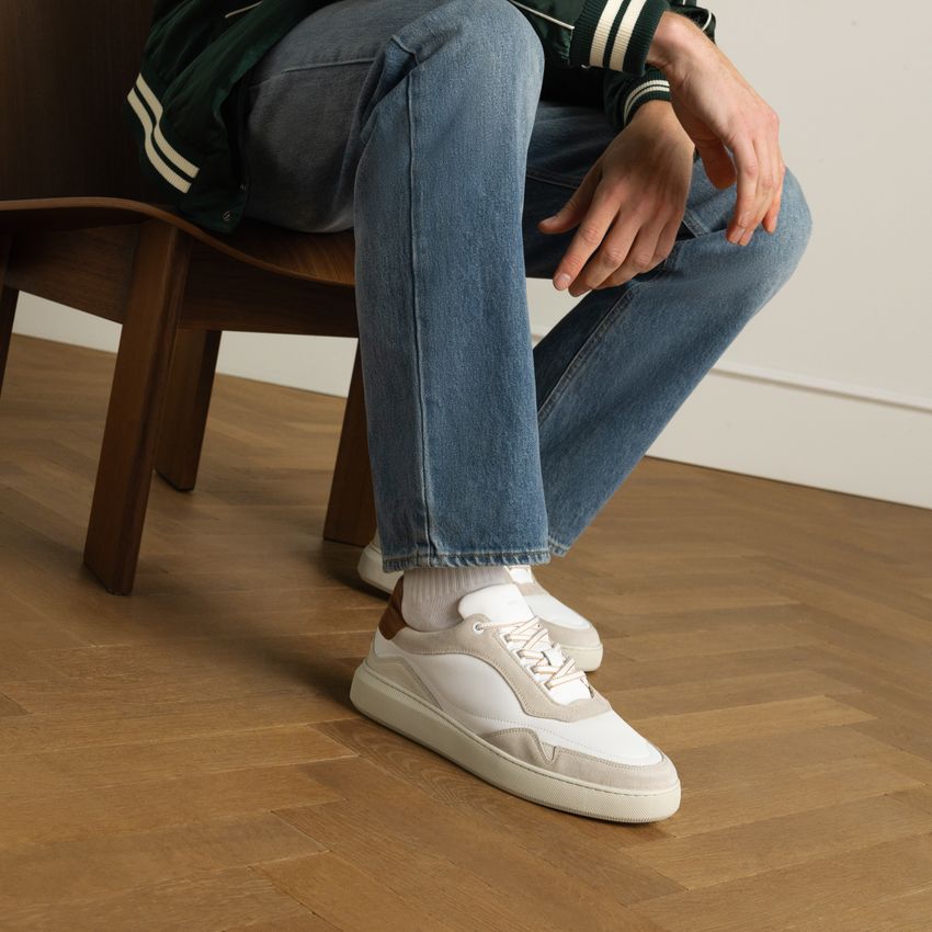 Witte leren sneakers met beige details