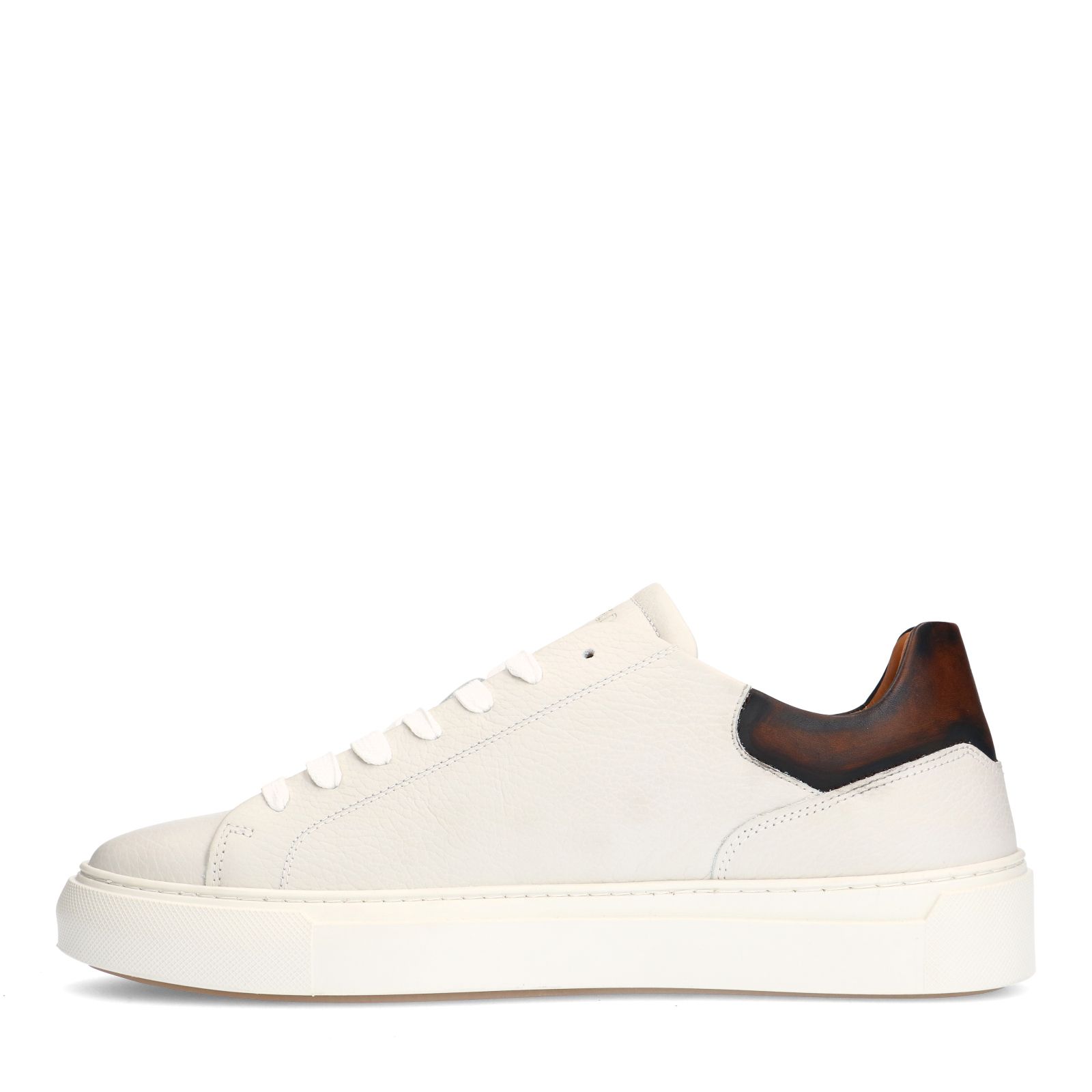 Off white leren sneakers met bruine details