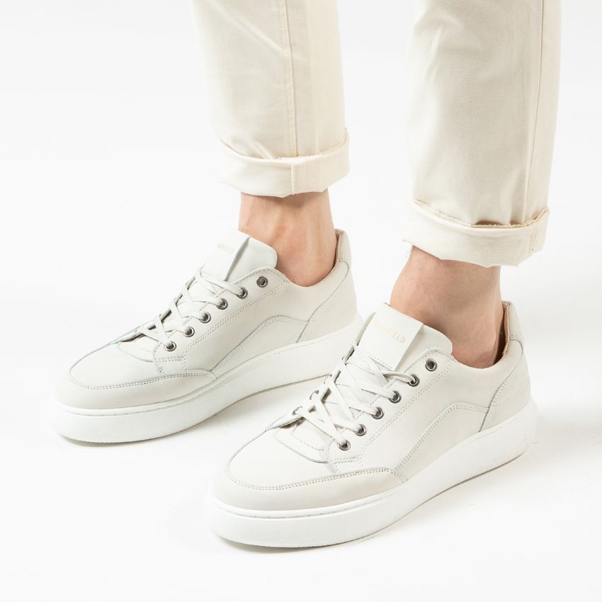 Witte nubuck sneakers