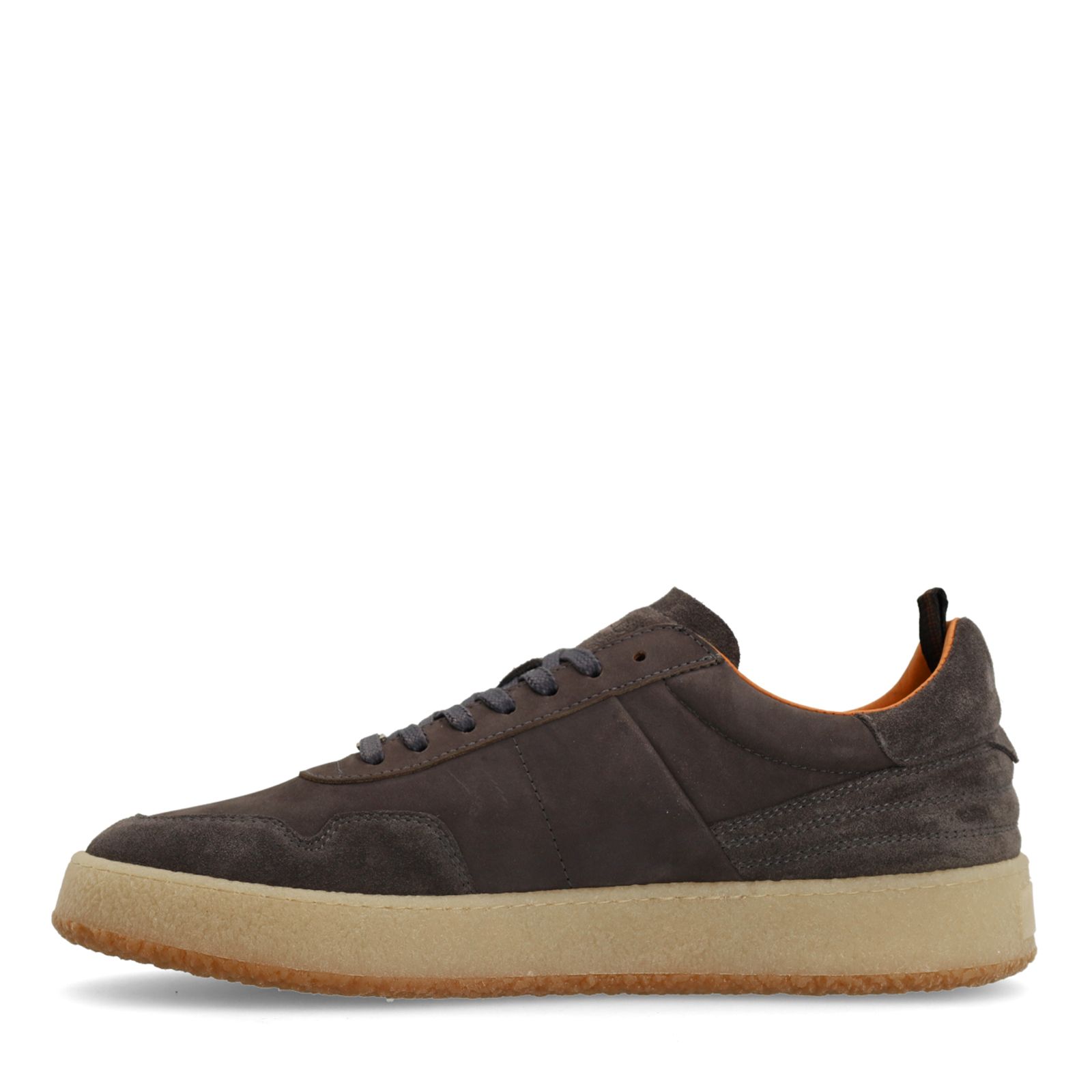 Grijze suède sneakers
