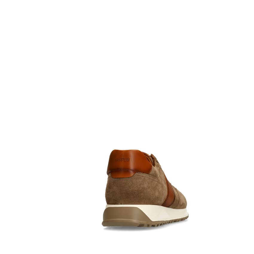 Taupe suède sneakers