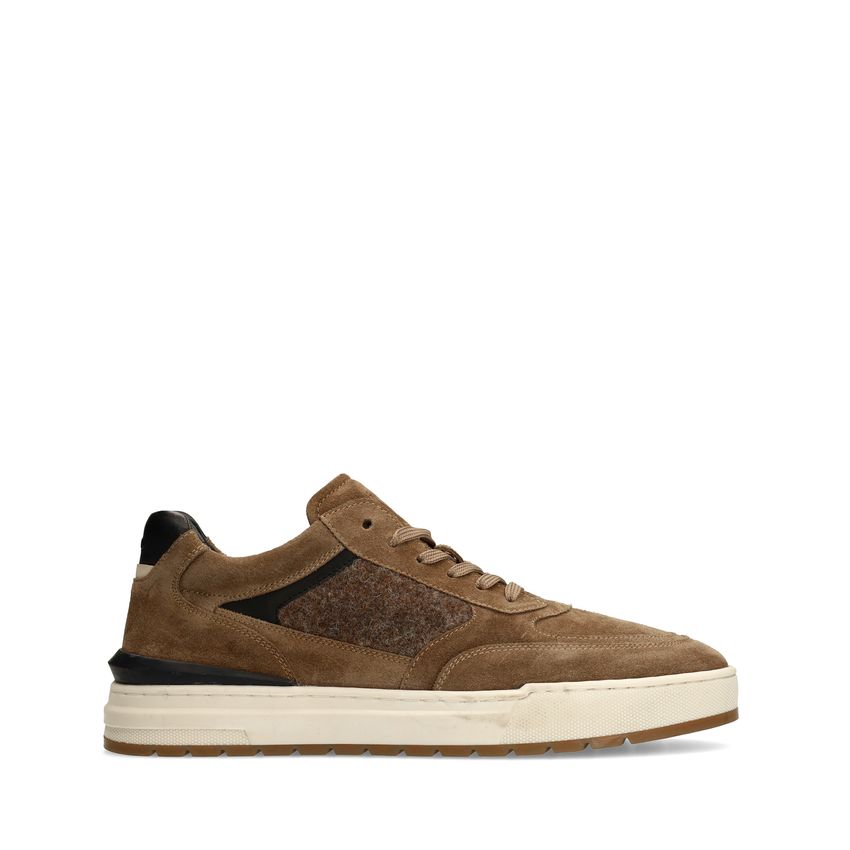 Taupe suède sneakers