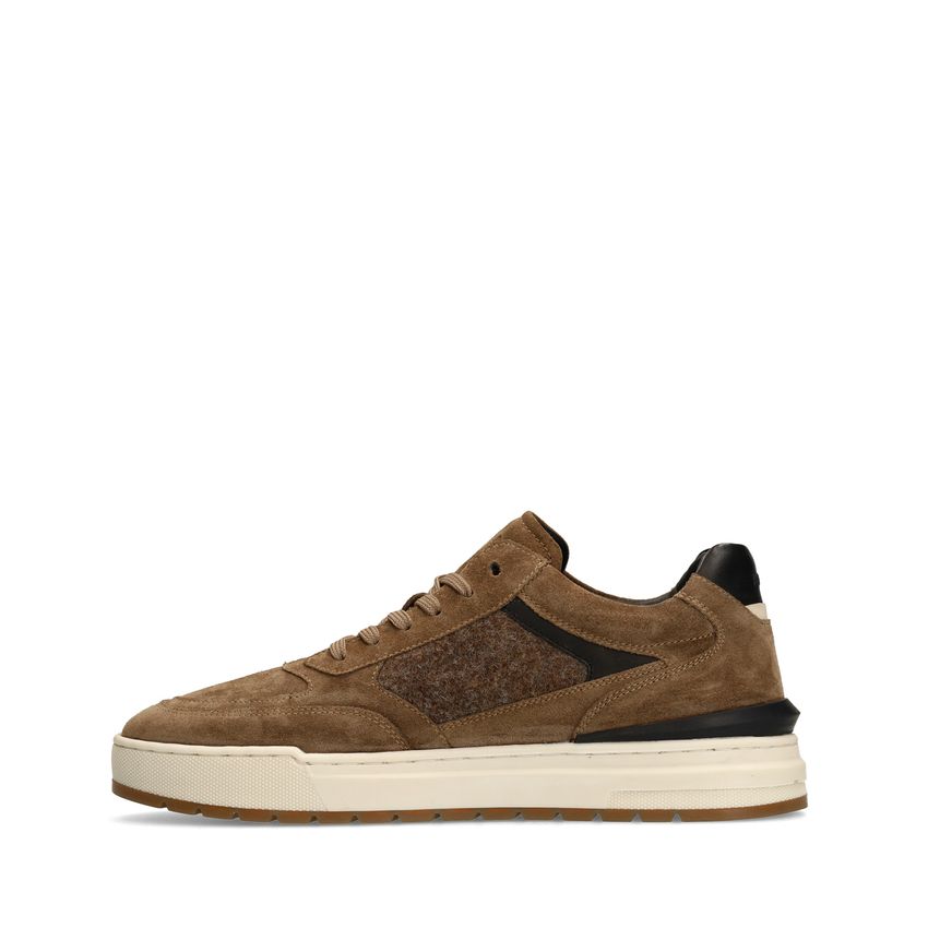 Taupe suède sneakers