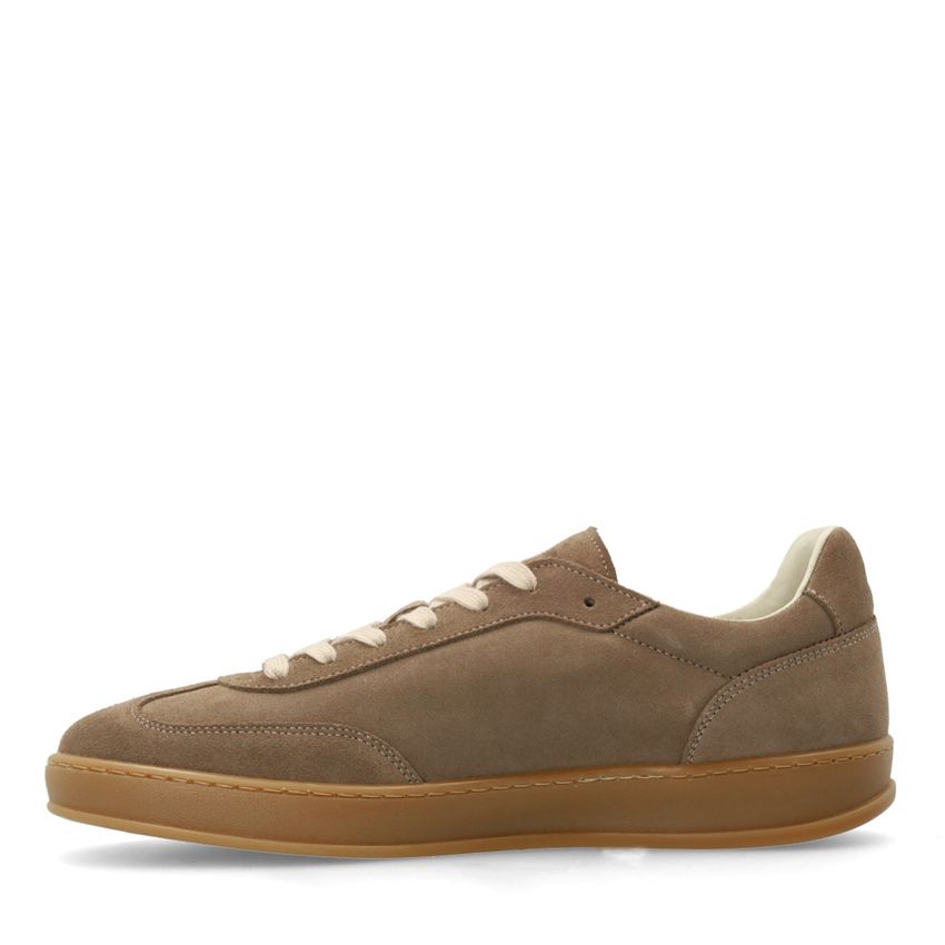 Taupe suède sneakers