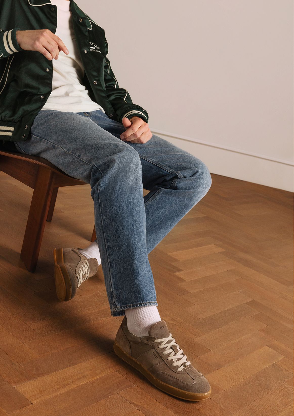 Taupe suède sneakers
