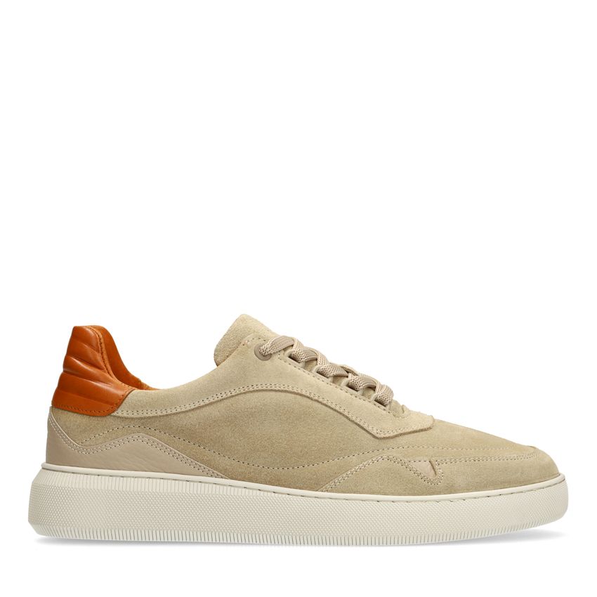Beige suède sneakers