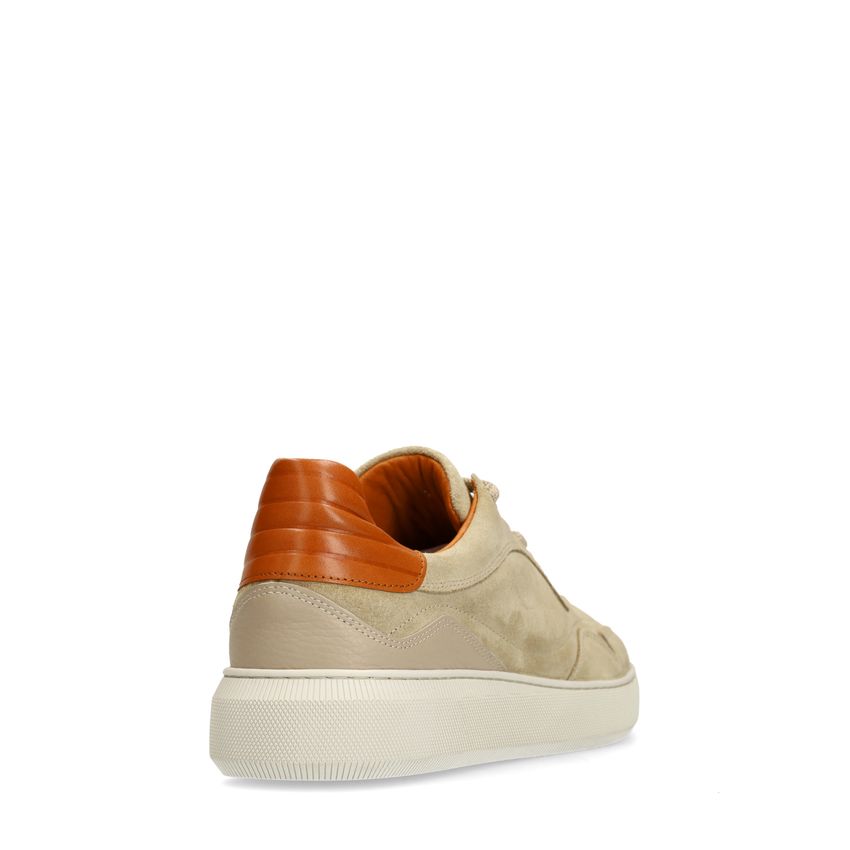Beige suède sneakers