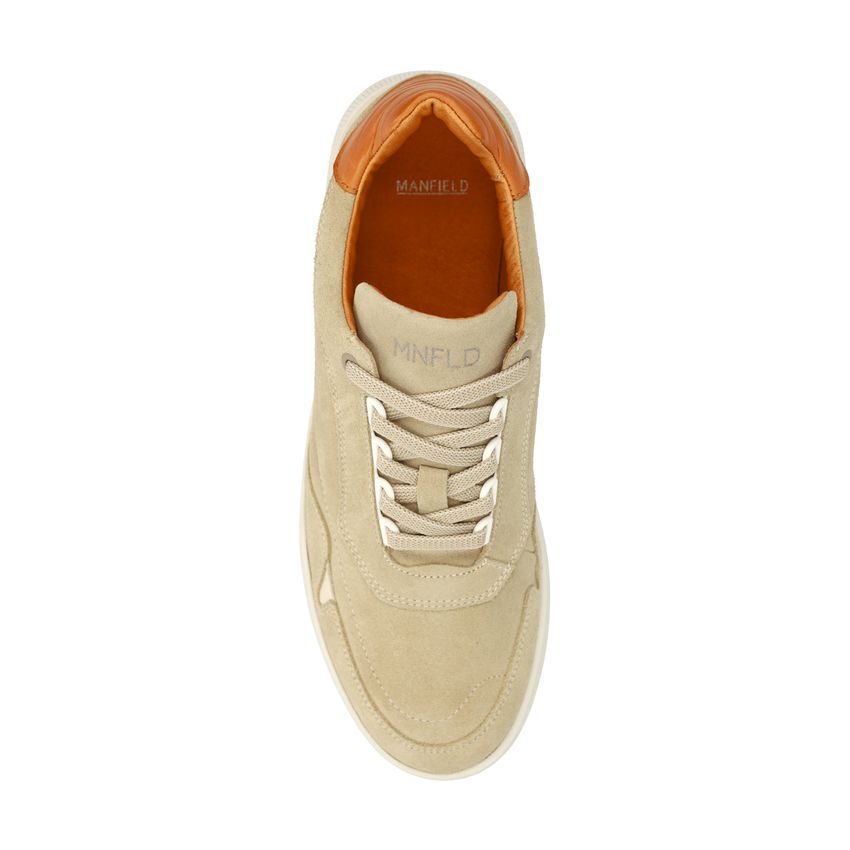 Beige suède sneakers