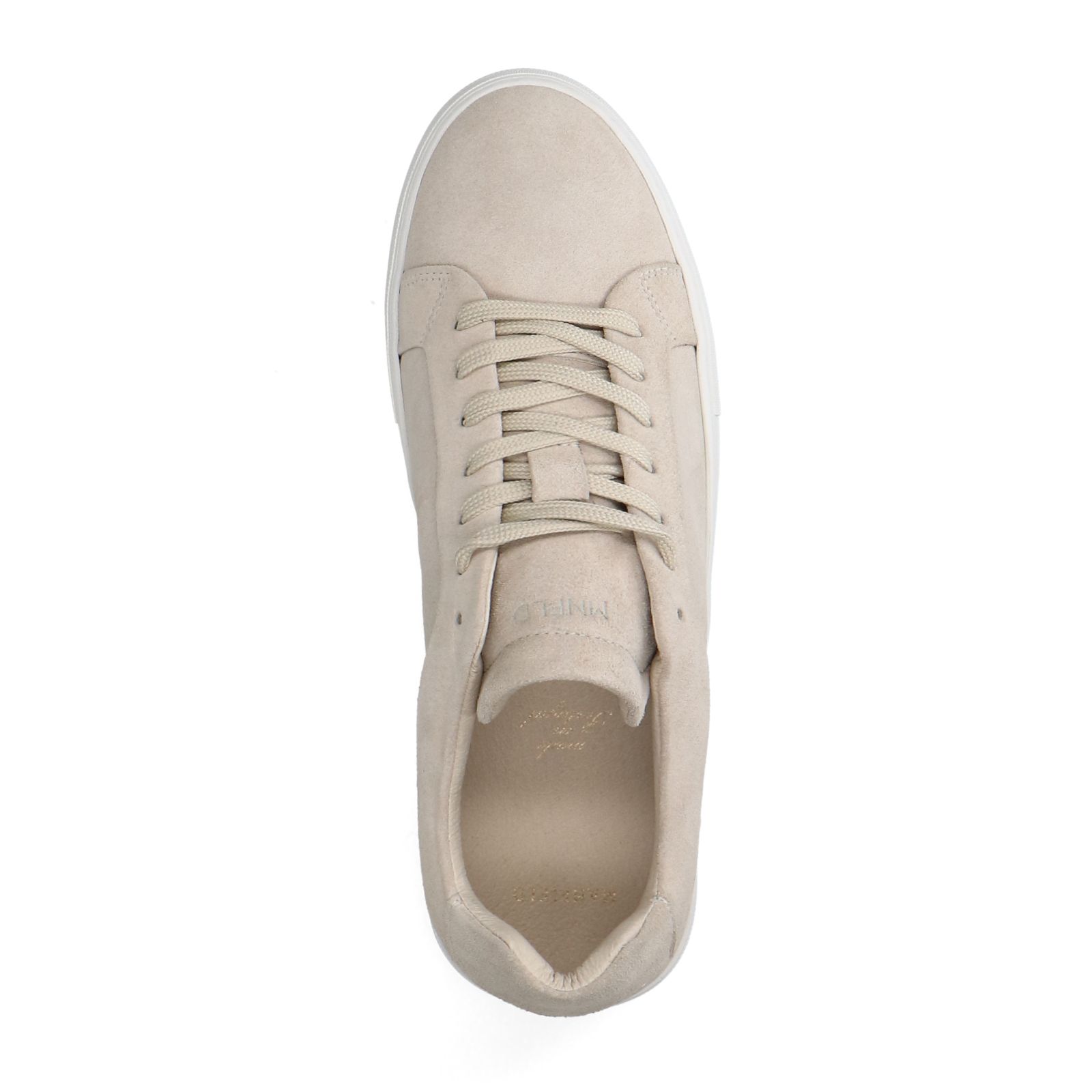 Beige suède sneakers