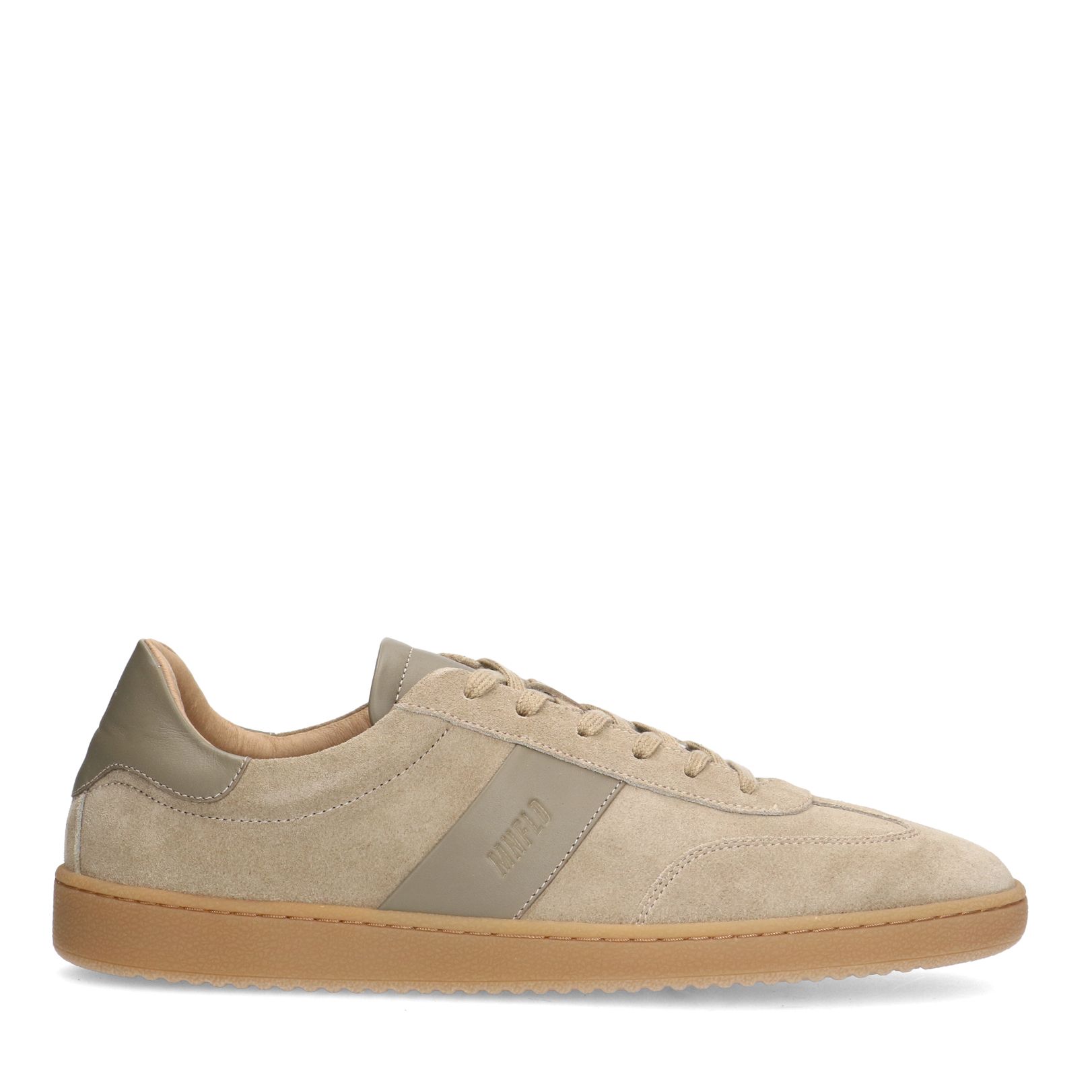 Beige suède sneakers