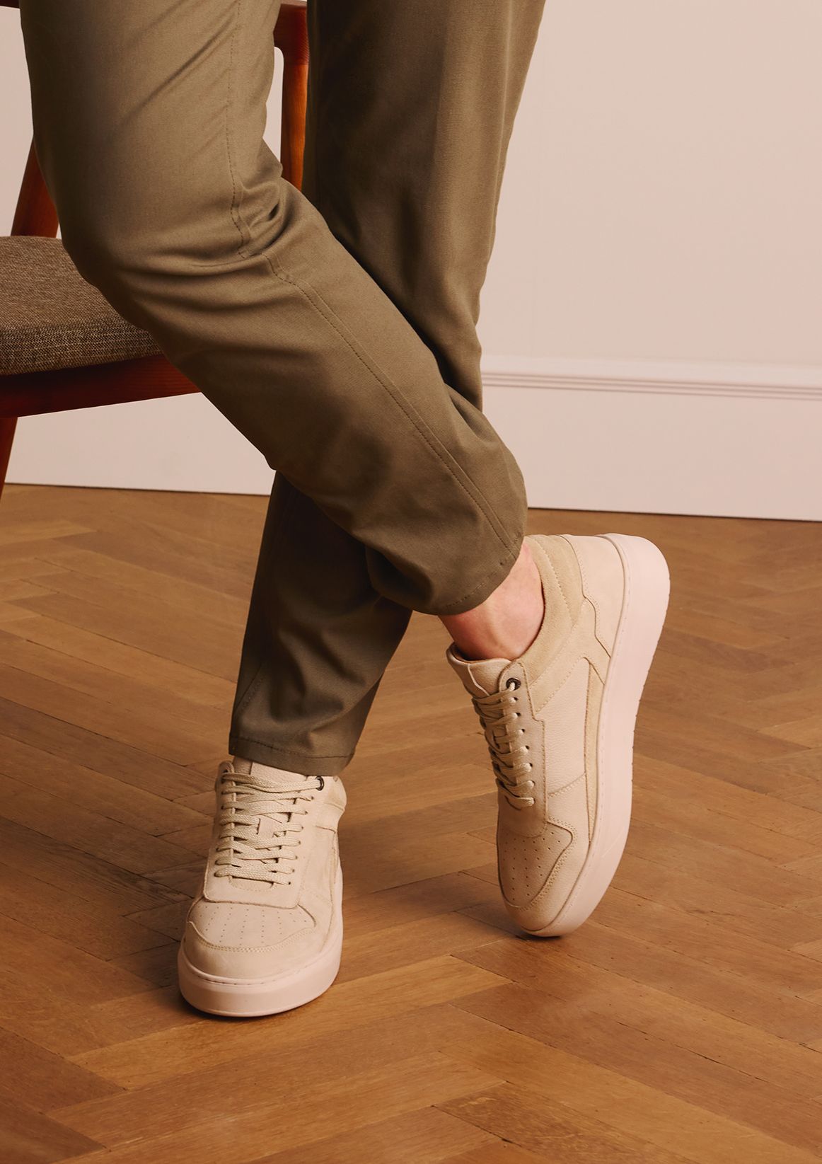 Beige nubuck sneakers