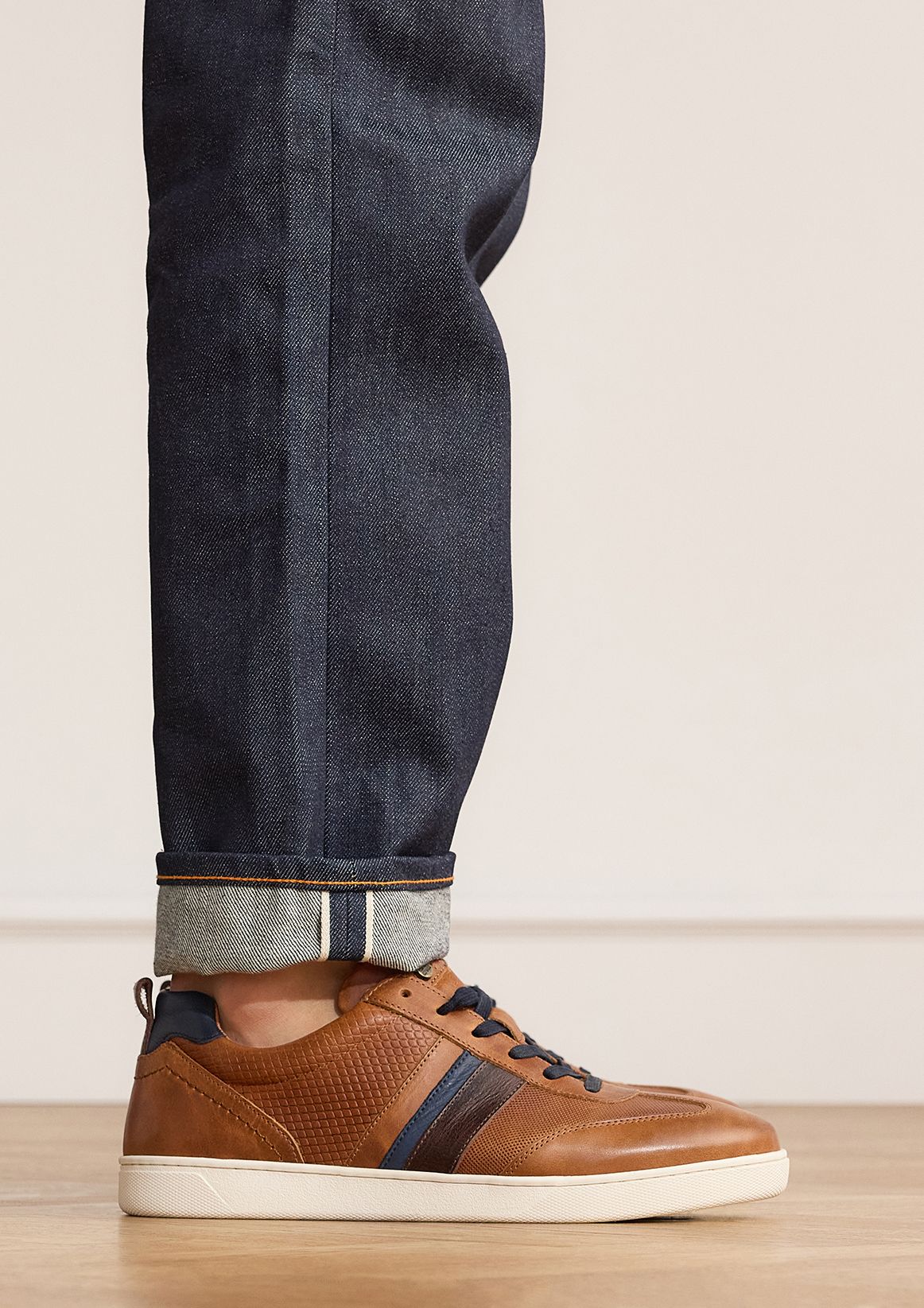 Cognacfarbene Ledersneaker