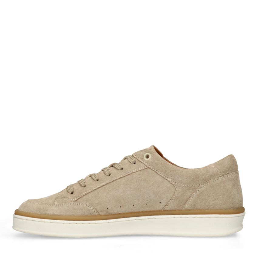 Beige suède sneakers