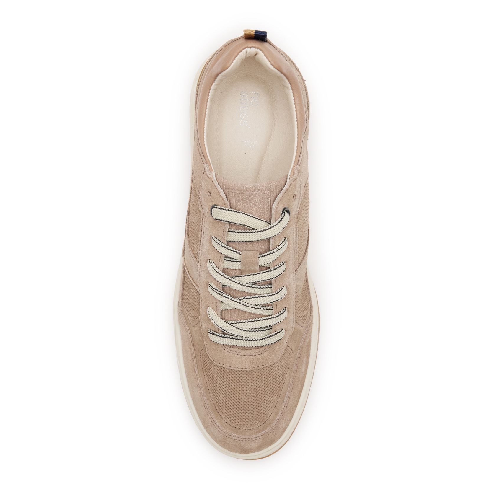 Beige suède sneakers