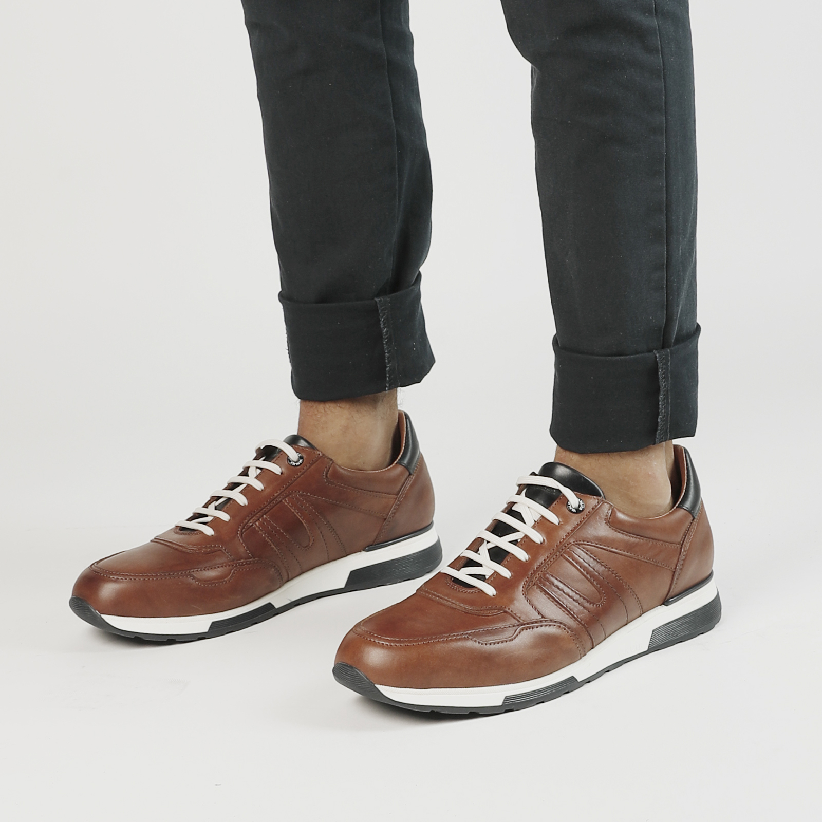 Cognac leren sneakers Lage sneakers Manfield Manfield