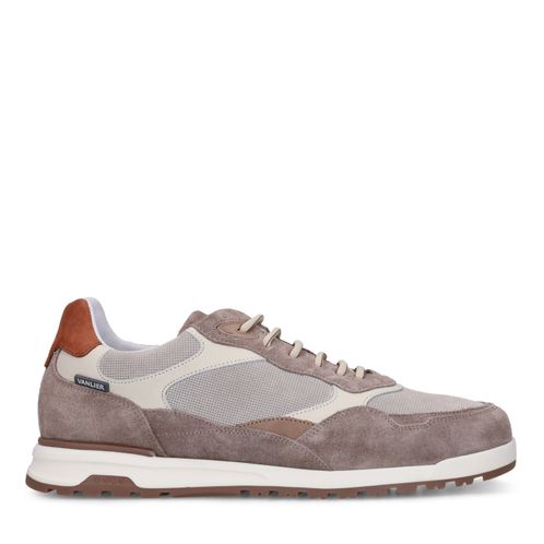 Beige suède sneakers